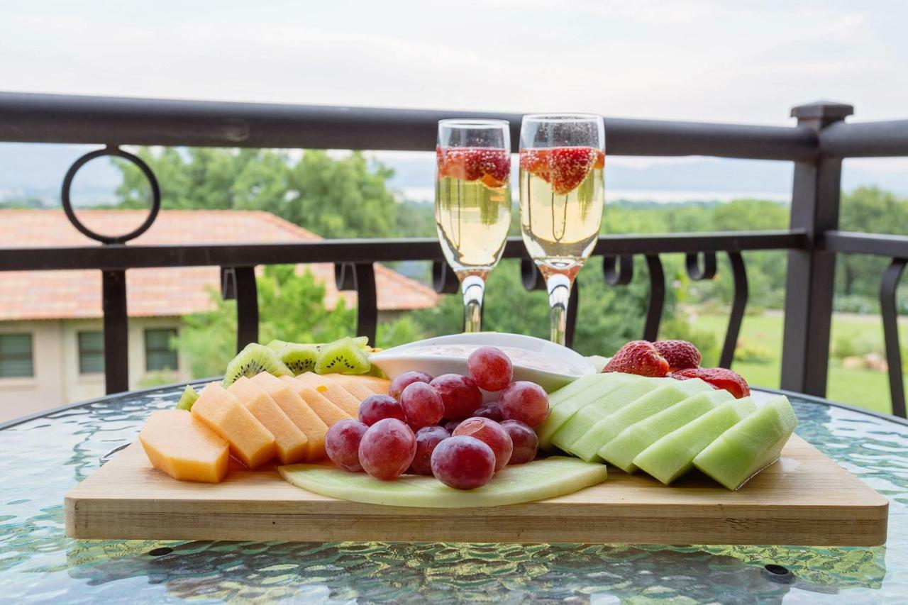 Three Oaks And An Aloe Boutique Hotel ฮาร์ทบีสบูร์ท ภายนอก รูปภาพ