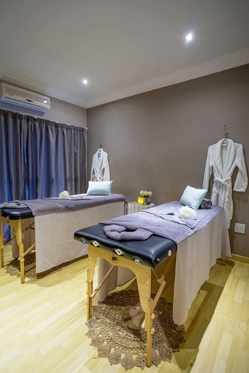 Three Oaks And An Aloe Boutique Hotel ฮาร์ทบีสบูร์ท ภายนอก รูปภาพ